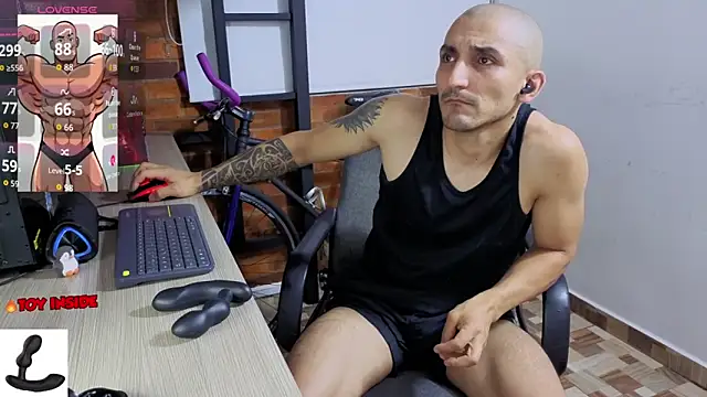 Marck Muscle online show from April 28, 2026, 1:04 am