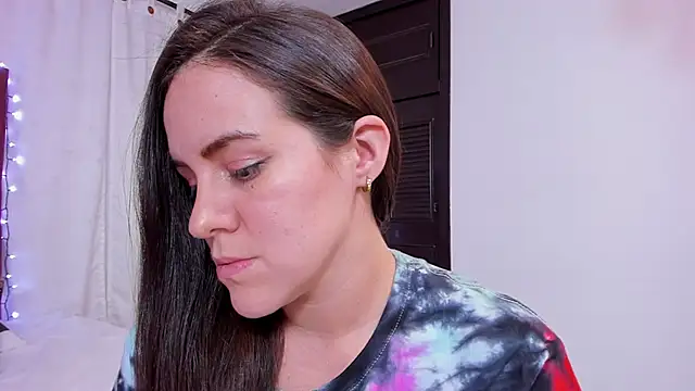 AURORA FRANKLIN online show from December 6, 2024, 7:45 pm