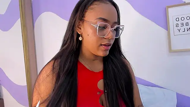 MONAAXXX  online show from February 11, 2025, 5:16 am