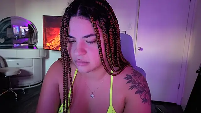 MelSaunders online show from July 20, 2026, 12:14 am