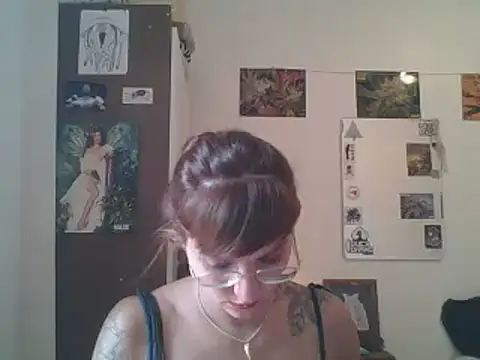 SweetyBabyDemon online show from January 4, 2025, 1:21 pm
