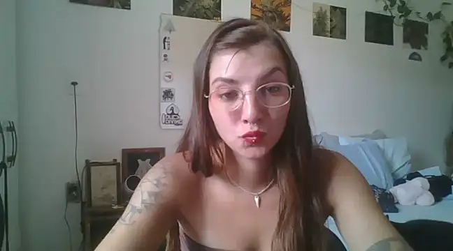SweetyBabyDemon online show from March 15, 2025, 1:07 pm