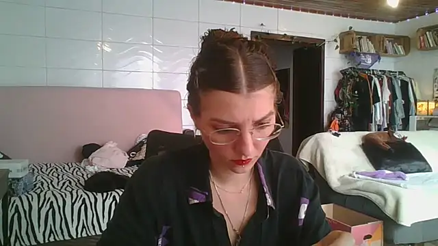 Snapshot of SweetyBabyDemon chatting on October 1, 2025, 7:09 pm SweetyBabyDemon online show from October 1, 2025, 7:09 pm