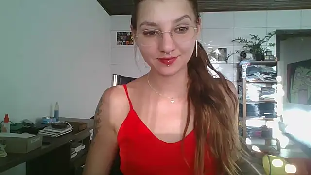 SweetyBabyDemon online show from April 13, 2026, 8:03 pm
