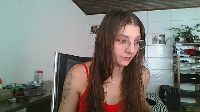 SweetyBabyDemon online show from April 25, 2026, 5:32 pm