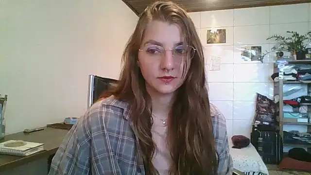 SweetyBabyDemon online show from April 29, 2026, 2:21 pm
