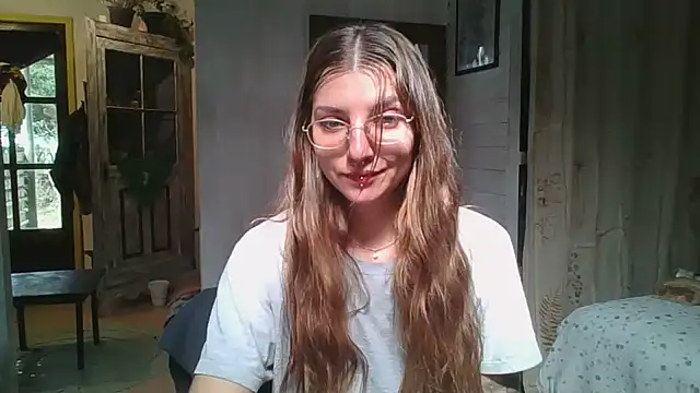 SweetyBabyDemon online show from May 16, 2026, 3:44 pm