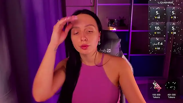 Snapshot of Christy_Calypso chatting on January 10, 2025, 11:29 pm Christy Calypso online show from January 10, 2025, 11:29 pm