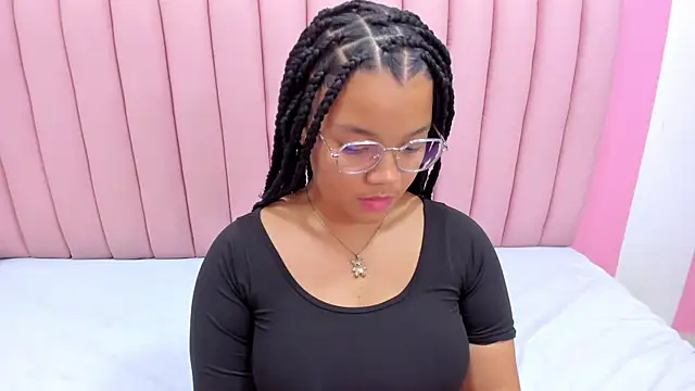 Snapshot of ISABELLA_020 chatting on February 12, 2025, 3:16 pm ISABELLA 020 online show from February 12, 2025, 3:16 pm