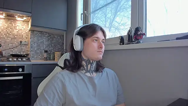  torfin  online show from March 15, 2025, 4:24 am