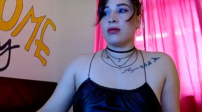 nathy 28latex online show from December 14, 2024, 7:03 pm