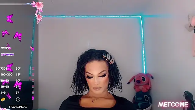  Riannagarcia  online show from November 1, 2025, 3:19 am