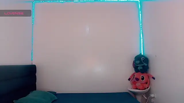  Riannagarcia  online show from November 5, 2025, 3:39 am