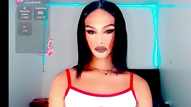  Riannagarcia  online show from December 15, 2025, 10:47 pm