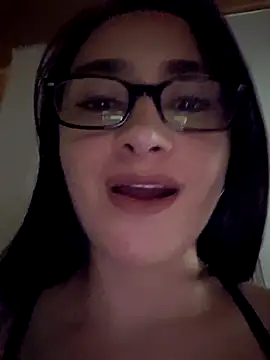 Snapshot of preetypeach chatting on March 4, 2025, 1:01 am preetypeach online show from March 4, 2025, 1:01 am