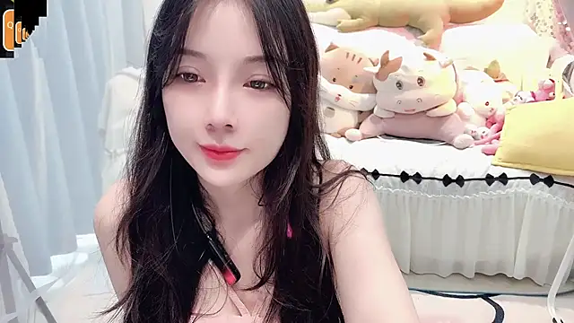 Snapshot of AKiKi711 chatting on September 15, 2025, 5:07 am AKiKi711 online show from September 15, 2025, 5:07 am