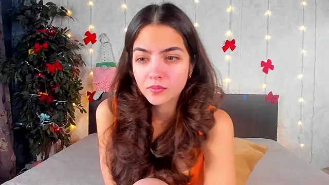 Milana Crystal  online show from January 13, 2026, 8:08 am