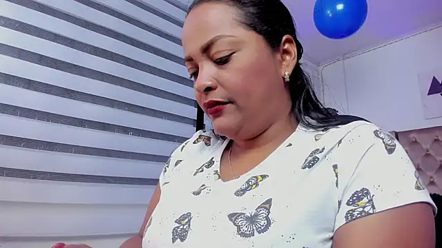 Danna Ramiirez online show from December 17, 2024, 6:53 pm