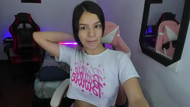 jessi and boy online show from December 2, 2025, 7:20 pm