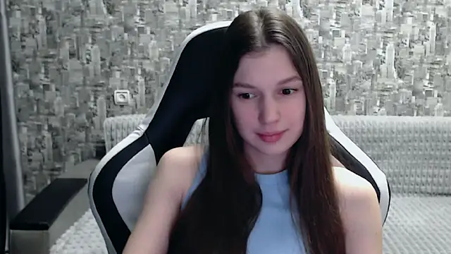 MissMiaCutie online show from March 5, 2025, 4:46 pm