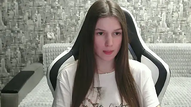 MissMiaCutie online show from March 21, 2025, 6:07 pm