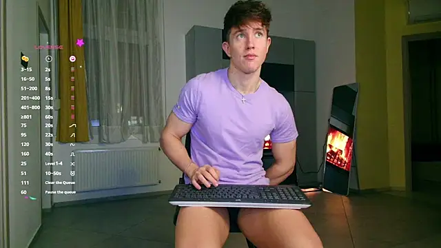 Snapshot of ChristianLevine_ chatting on October 24, 2025, 4:47 pm ChristianLevine  online show from October 24, 2025, 4:47 pm