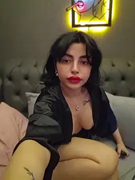 Esmertarcinim online show from May 7, 2026, 3:17 pm