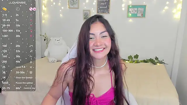 cute baby5 online show from January 5, 2025, 3:32 am