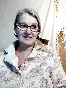 irinamaux online show from January 24, 2025, 6:14 am