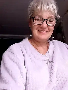 irinamaux online show from July 2, 2026, 6:08 am