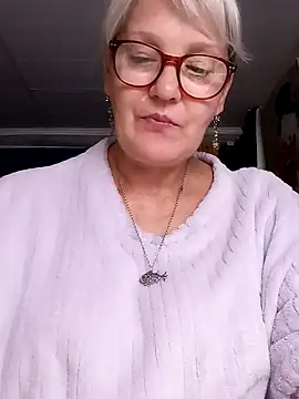 irinamaux online show from July 21, 2026, 9:22 am