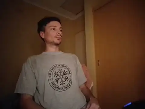 Snapshot of Babyyoda97 chatting on November 5, 2025, 12:43 am Babyyoda97 online show from November 5, 2025, 12:43 am