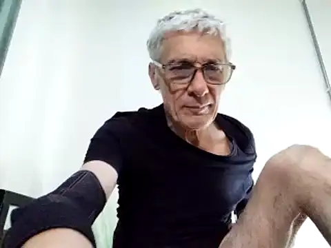 BIGUNCUTHARDCOCK online show from February 16, 2025, 9:15 am