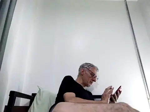 BIGUNCUTHARDCOCK online show from February 26, 2025, 4:14 am
