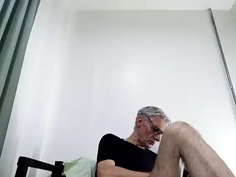 BIGUNCUTHARDCOCK online show from March 1, 2025, 4:04 am