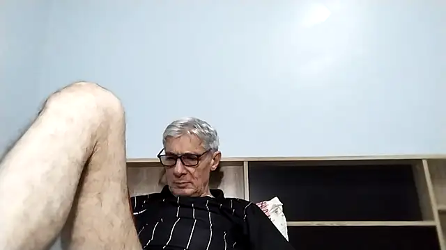 BIGUNCUTHARDCOCK online show from September 19, 2025, 1:01 pm