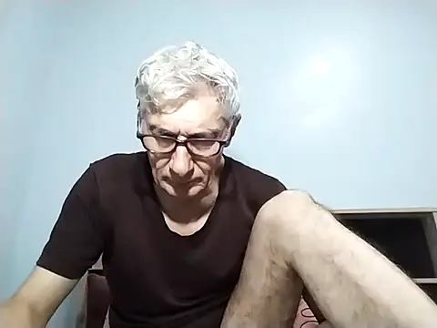 BIGUNCUTHARDCOCK online show from September 29, 2025, 2:06 am