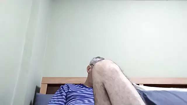 BIGUNCUTHARDCOCK online show from October 26, 2025, 12:44 pm