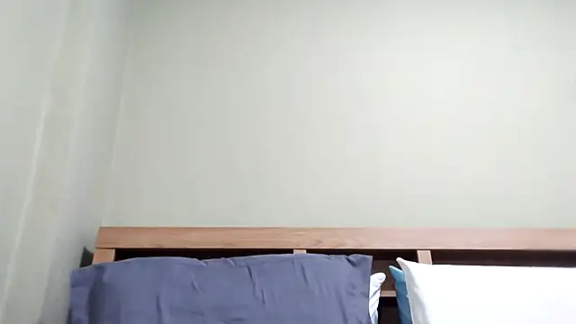 BIGUNCUTHARDCOCK online show from November 22, 2025, 1:37 am