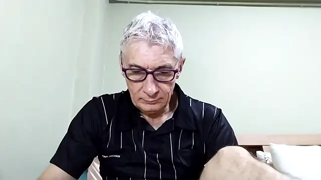 BIGUNCUTHARDCOCK online show from December 21, 2025, 2:30 am