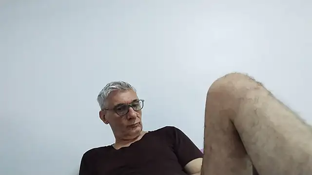 BIGUNCUTHARDCOCK online show from June 9, 2026, 12:11 am