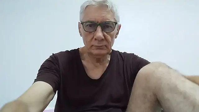 BIGUNCUTHARDCOCK online show from June 13, 2026, 12:19 am