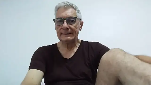 BIGUNCUTHARDCOCK online show from June 17, 2026, 1:30 am