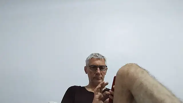 BIGUNCUTHARDCOCK online show from July 15, 2026, 12:05 am