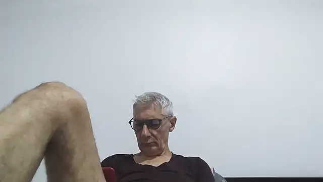 BIGUNCUTHARDCOCK online show from July 17, 2026, 12:06 am