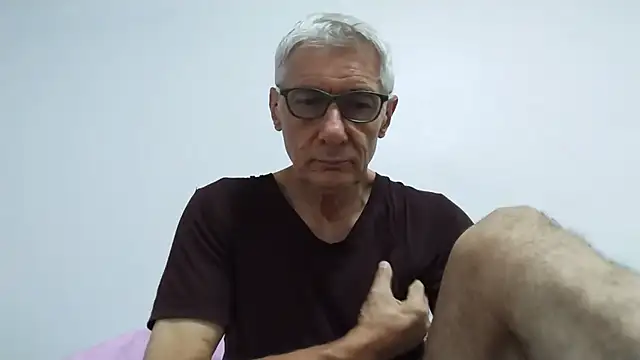 BIGUNCUTHARDCOCK online show from July 25, 2026, 11:57 pm