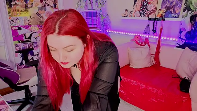 Snapshot of Unholy_Lady chatting on October 10, 2025, 5:17 am Unholy Lady online show from October 10, 2025, 5:17 am