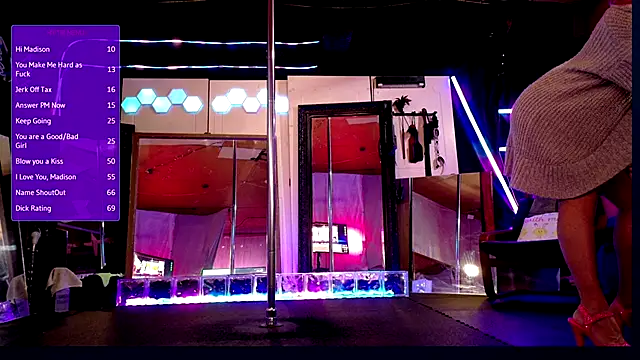 Snapshot of MadisonMarie chatting on February 22, 2026, 7:40 am MadisonMarie online show from February 22, 2026, 7:40 am