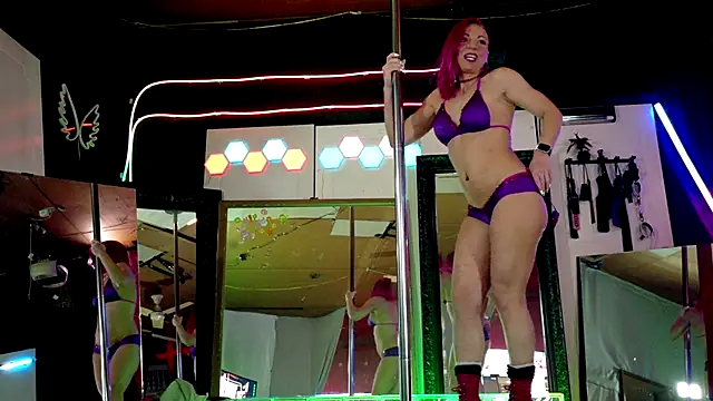 Snapshot of MadisonMarie chatting on March 29, 2026, 6:13 am MadisonMarie online show from March 29, 2026, 6:13 am