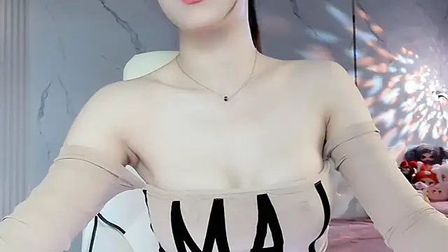 Luli-bae online show from December 31, 2024, 3:34 am